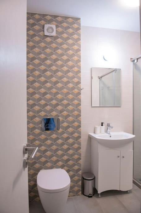 Oslo: A Modern Furnished Apartment With Parking Sofia Exterior photo